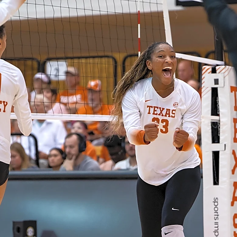 Longhorns Daily News: Texas volleyball’s Torrey Stafford, Cari Spears earn preseason All-SEC honors
