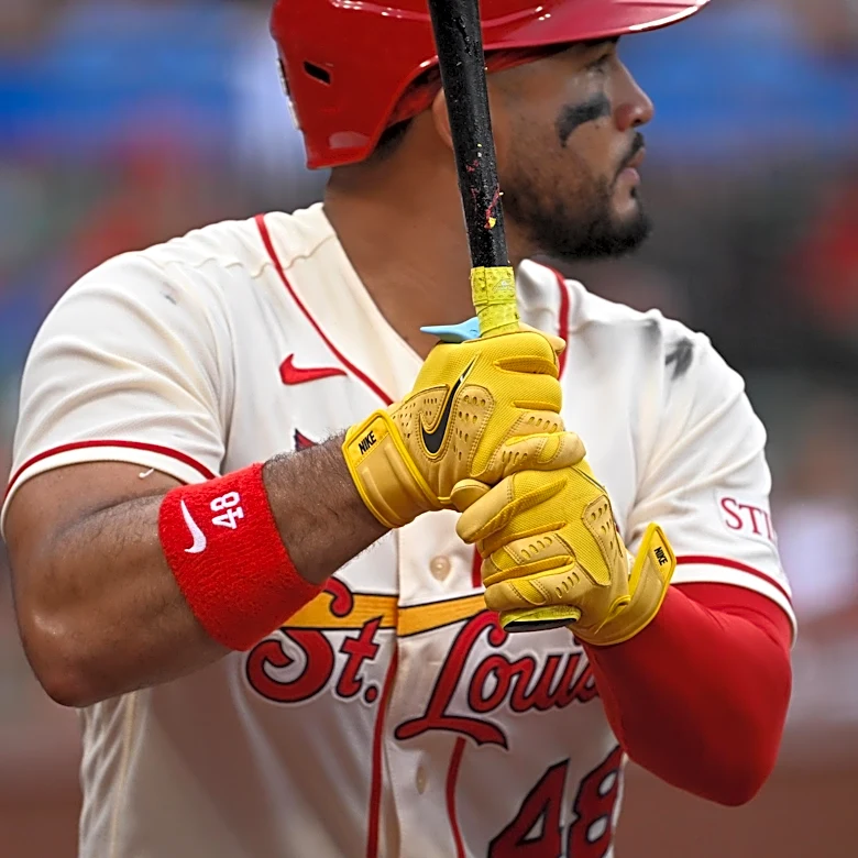 Iván Herrera Hits Dramatic Walk-Off Double as Cardinals Defeat Cubs in Extras