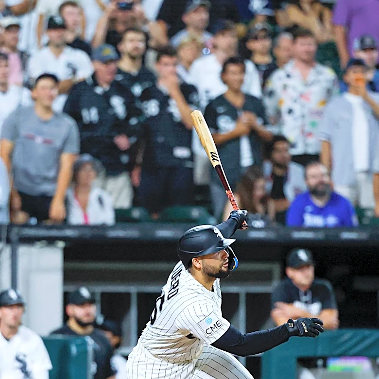 The White Sox had no business winning this game. They won anyway, 6-5