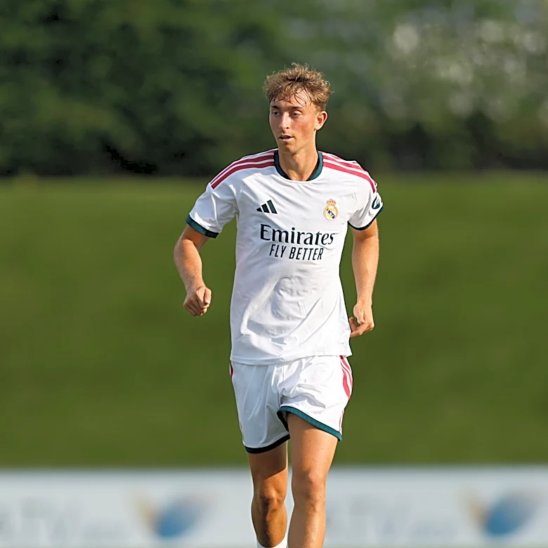 Managing Madrid Podcast: Solo Mailbag! The CB spot, starting XI after signing Rodri and Diomandé & more!