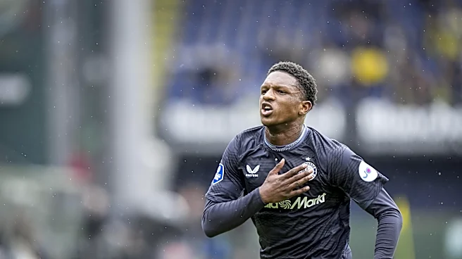Roma Targeting Feyenoord Right-Back Givairo Read