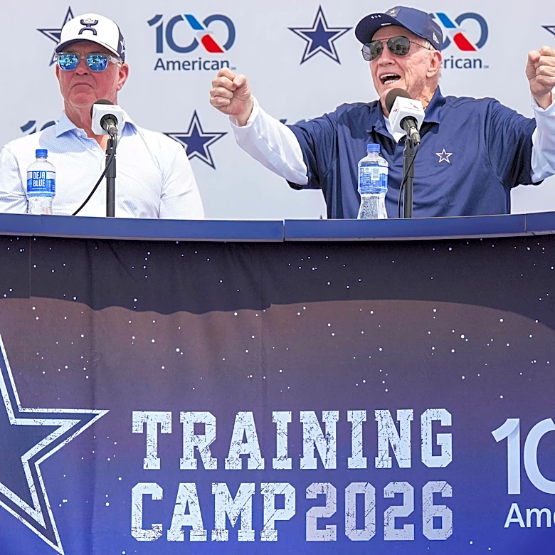 Jerry Jones excites Cowboys camp with potential trade talk