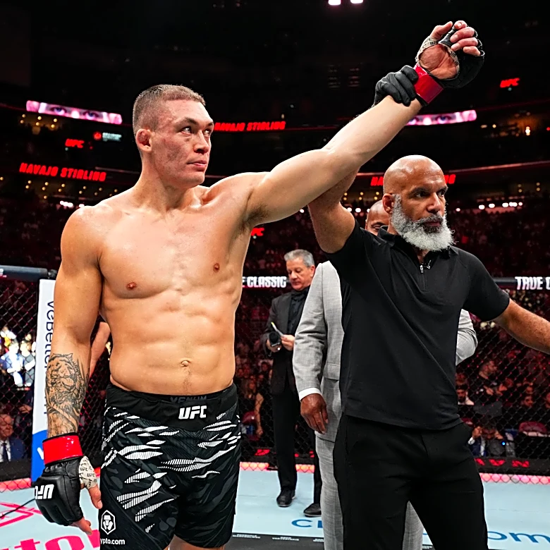 Navajo Stirling reacts to Israel Adesanya leaving City Kickboxing: ‘I was happy for him’