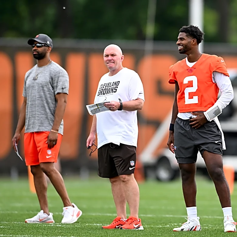 Browns Shedeur Sanders needs ‘this throw in his bag’ to succeed due to lack of ‘size’, ‘arm talent’