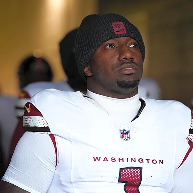 Deebo Samuel is back with the 49ers on a one-year deal