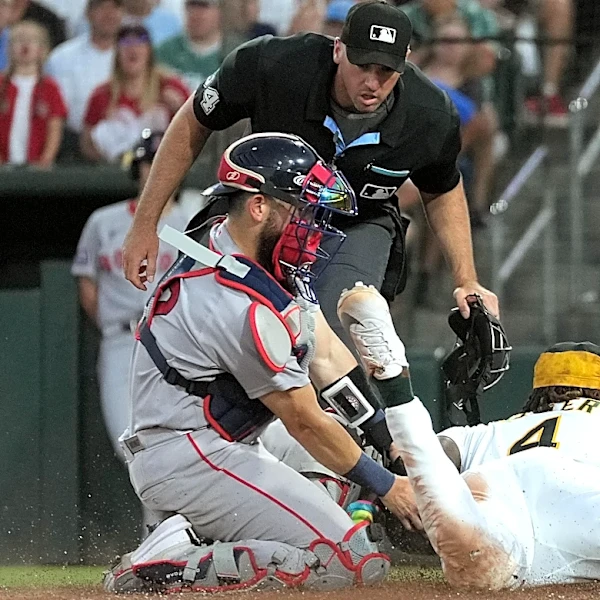 Late Collapse Costs A’s Chance at Series Split