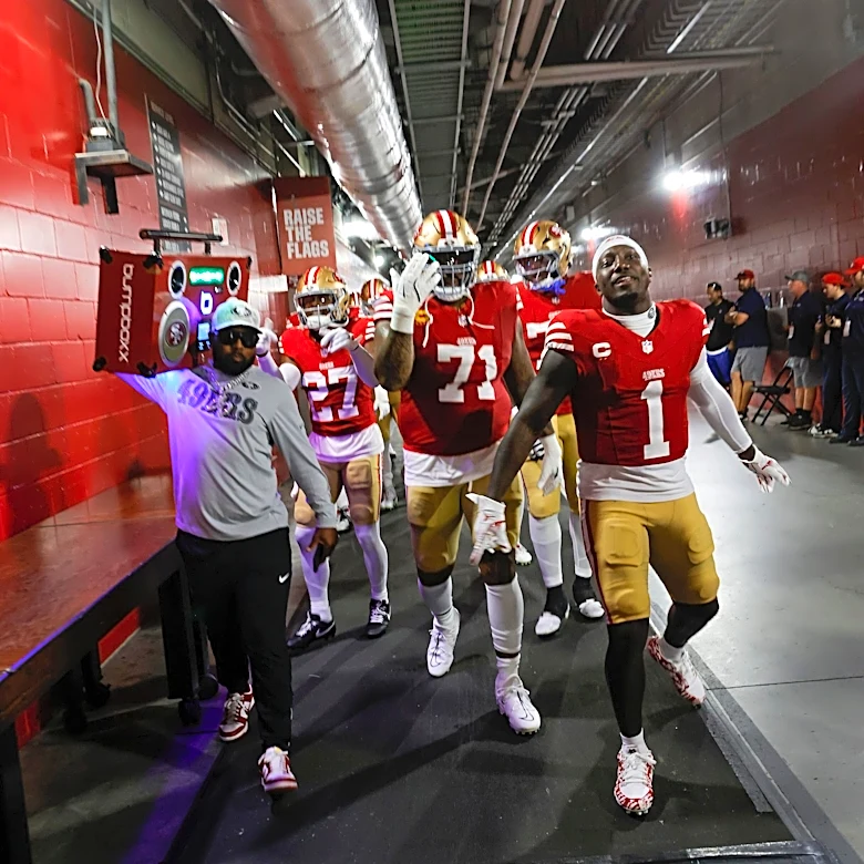 49ers News: Welcome back, Deebo Samuel!