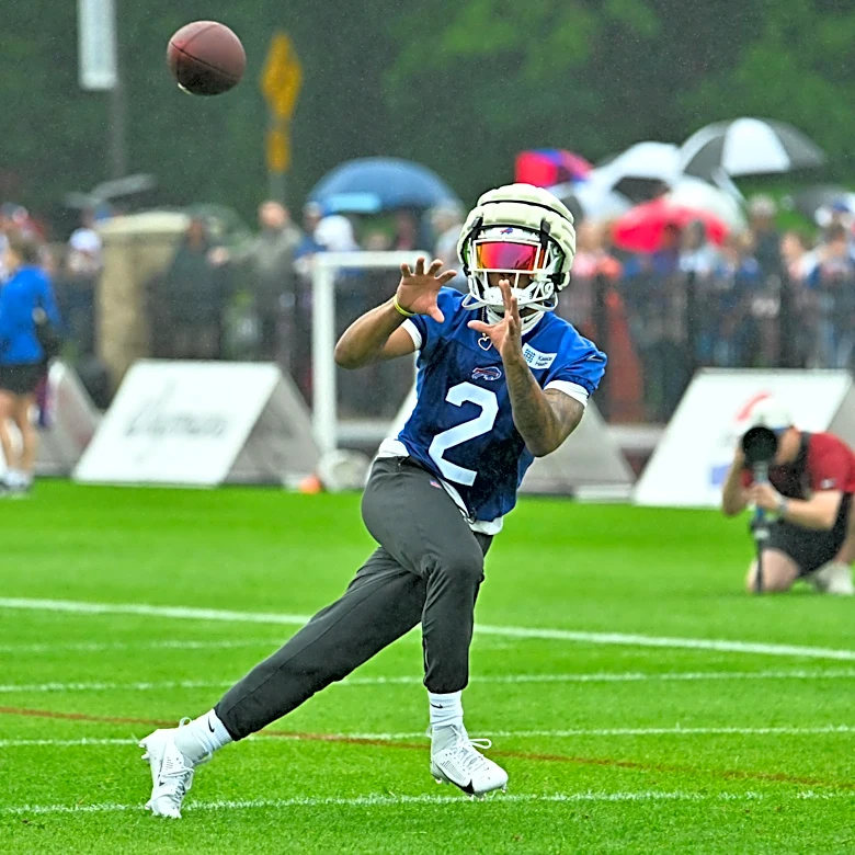 Buffalo Bills training camp: DJ Moore & Josh Allen off to special start