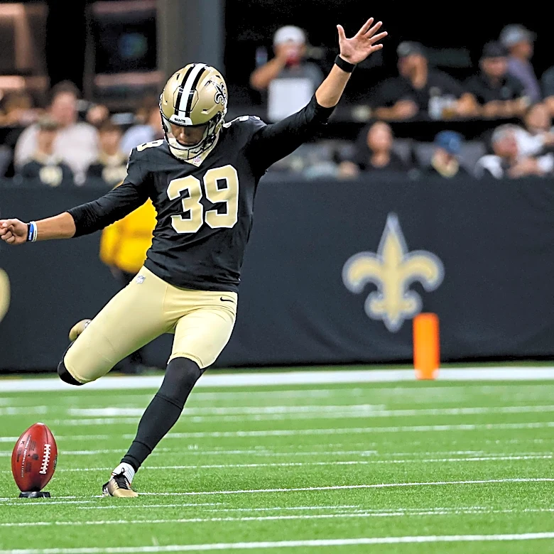 Saints injury updates: Kicker Charlie Smyth has a thumb injury