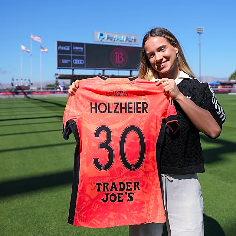 Bay FC signs Argentine international Agostina Holzheier