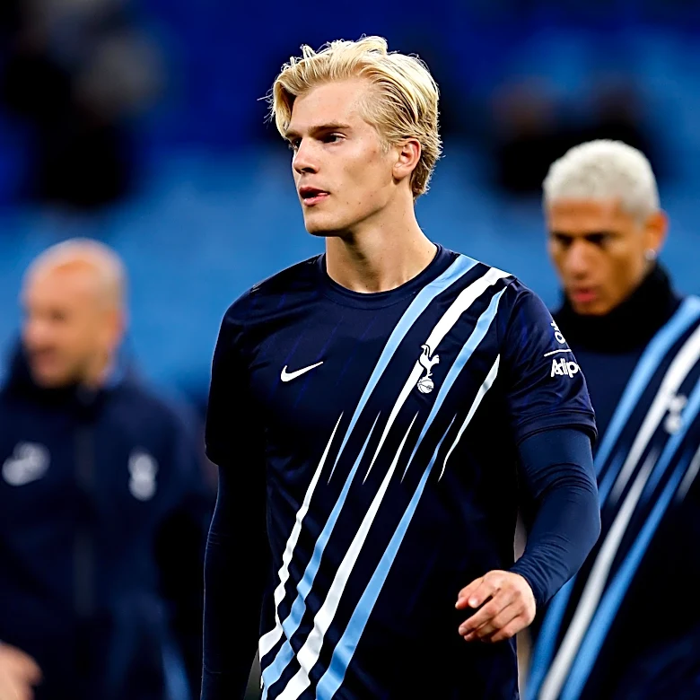 De Zerbi’s Latest Lucas Bergvall Comments Fuel Newcastle’s Transfer Hopes
