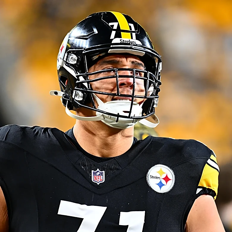 Former Steelers offensive lineman announces retirement