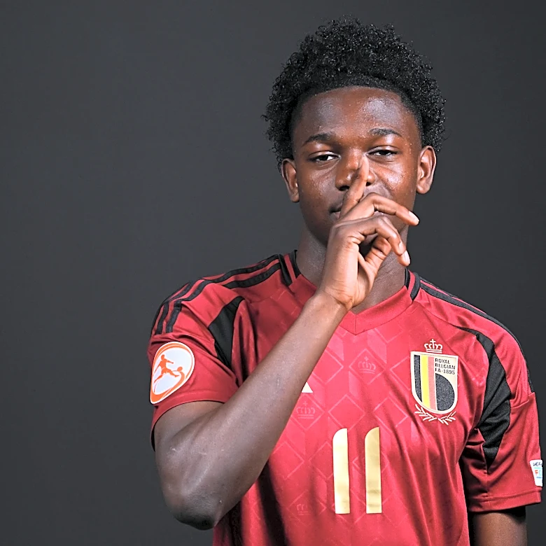 OFFICIAL: Barcelona sign Jesse Bisiwu from Club Brugge