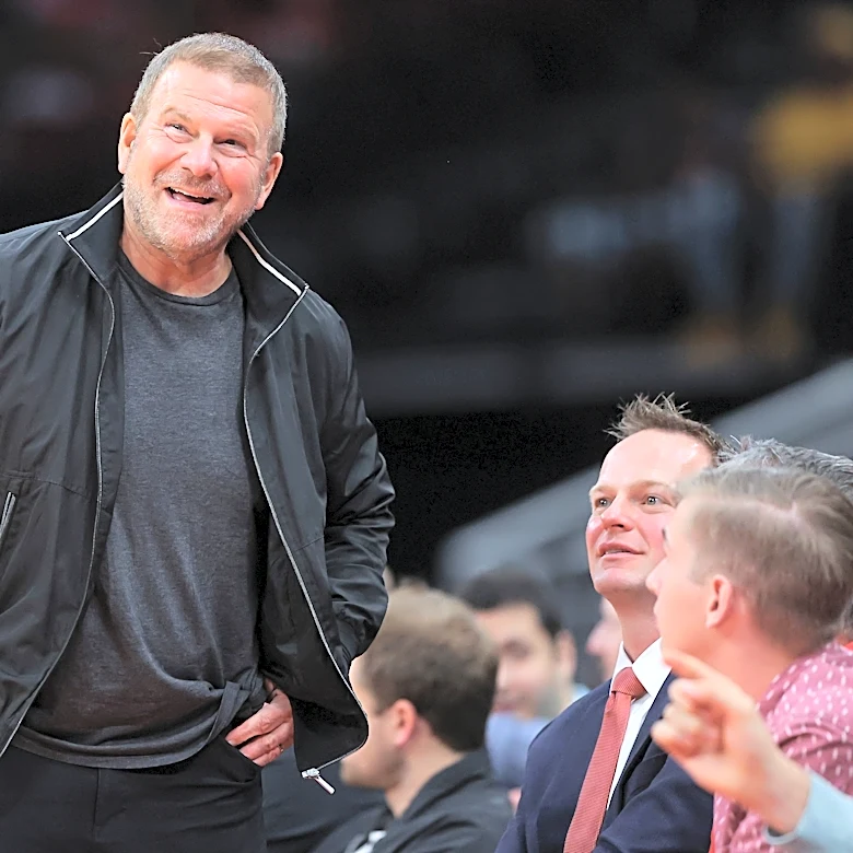Rockets owner Tilman Fertitta is wise not to meddle with team