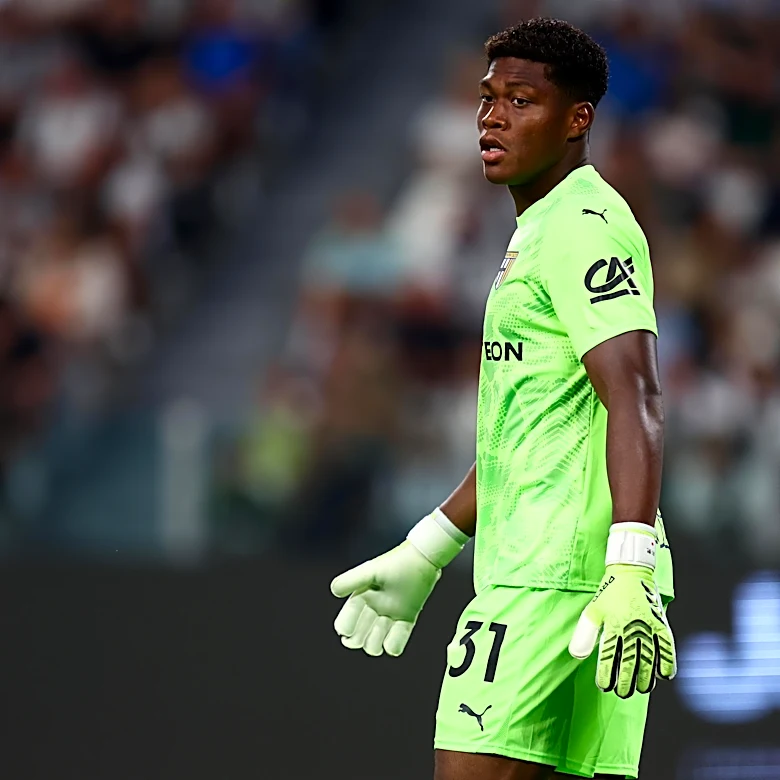 Report: Zion Suzuki’s preference is to sign with Juventus this summer