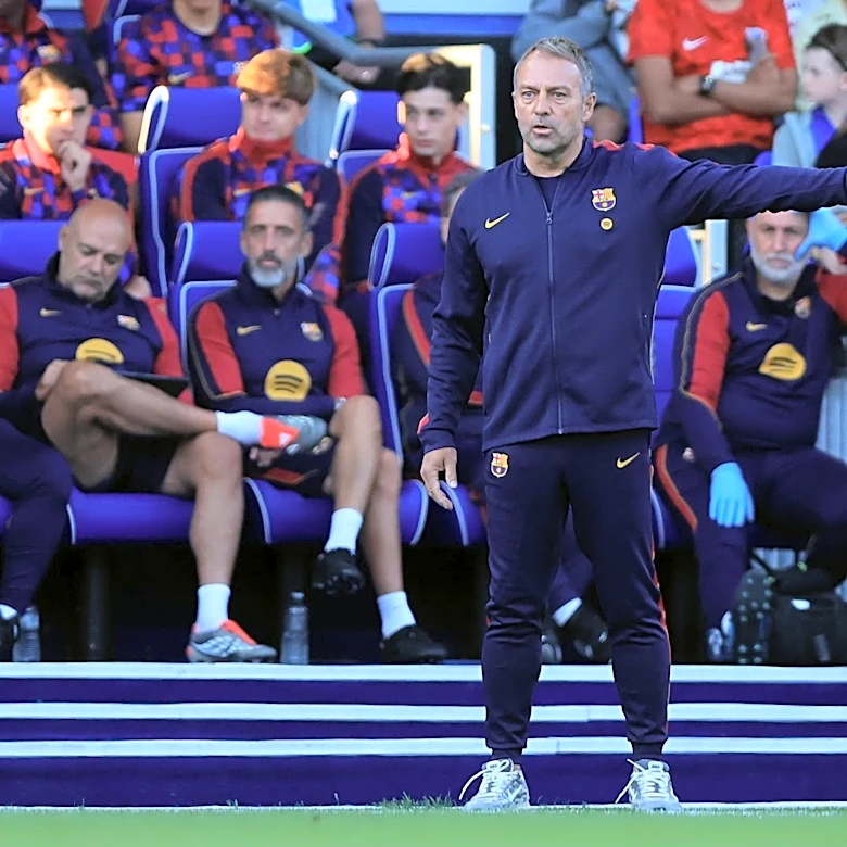 “That’s what I ask of a No. 9” – Hansi Flick full of praise for Hamza Abdelkarim after Barcelona preseason opener