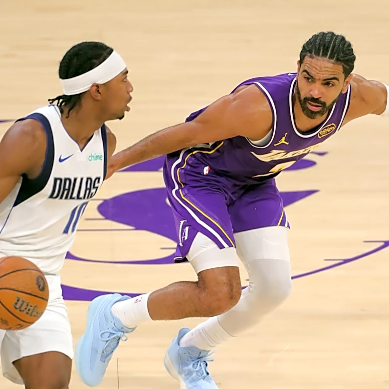 Report: Warriors eyeing several free agent veterans to round out roster