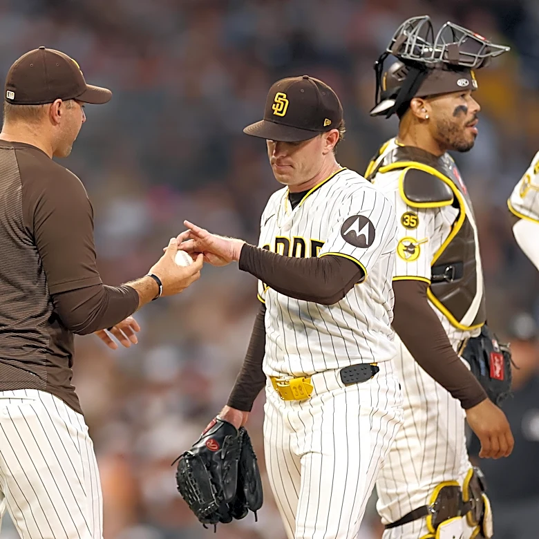 ‘Pitching Chaos’ fails Padres in series opener against Giants