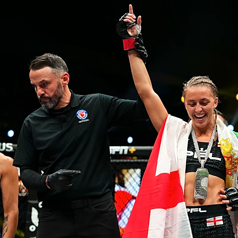 Dakota Ditcheva outpoints Denise Kielholtz in underwhelming performance at PFL New York
