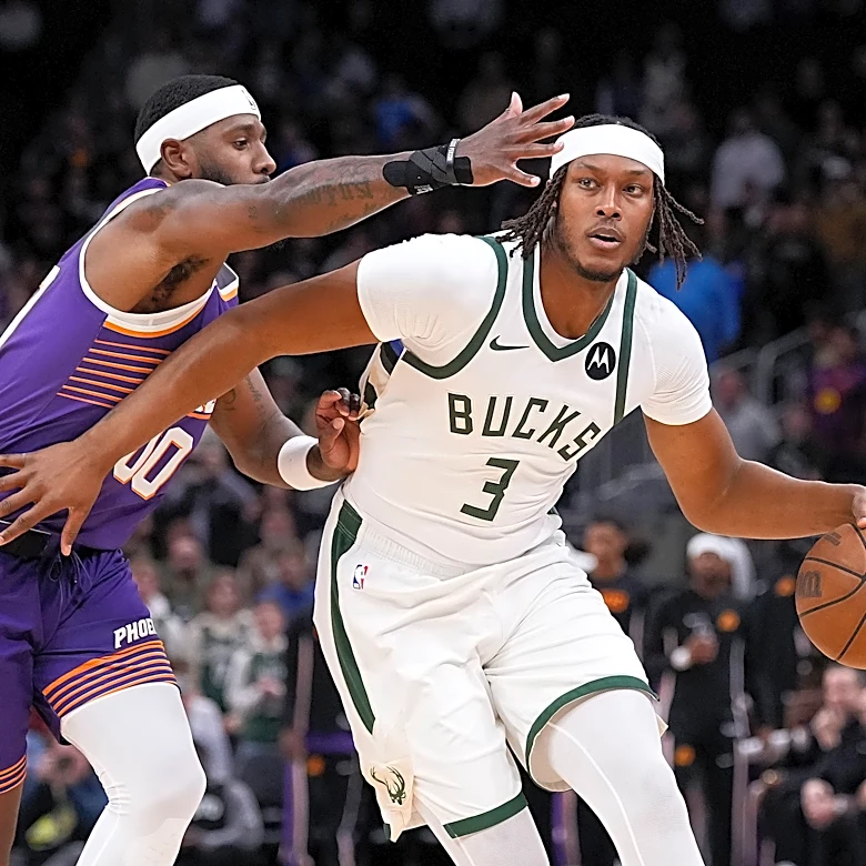 Bucks Reacts Survey Results: A slight majority of fans think Turner should start