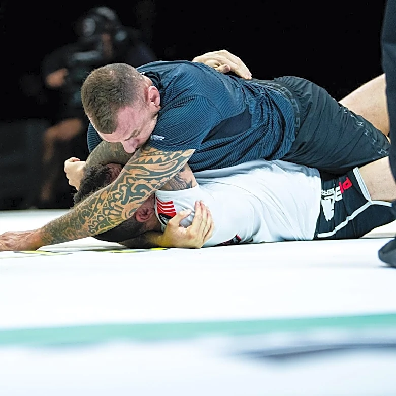Watch Renato Moicano tap out Patricky Pitbull in grappling match