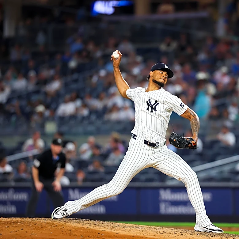 Yankees trade embattled reliever Camilo Doval to Pirates for two young prospects