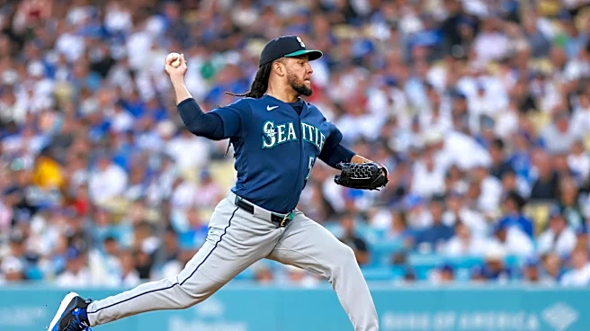 White Sox acquire Luis Castillo in deadline deal