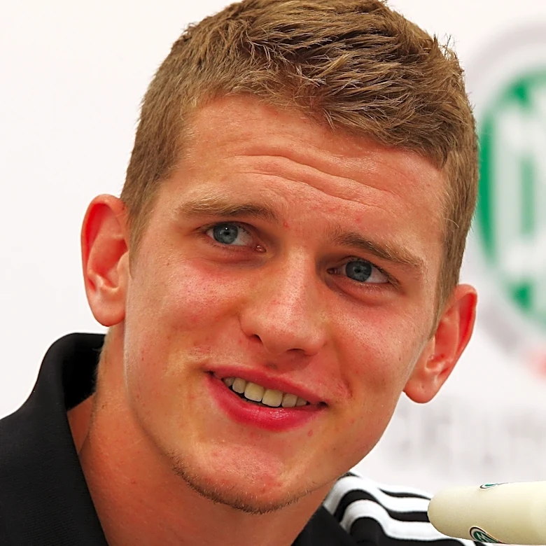 Bayern Munich U-17 season preview with Lars Bender: Friendlies, transfers, start of season, goals and more…