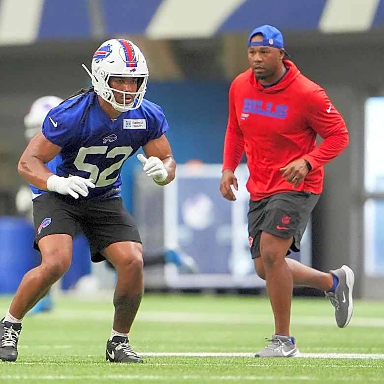 Buffalo Bills rookie LB Kaleb Elarms-Orr turning heads at training camp