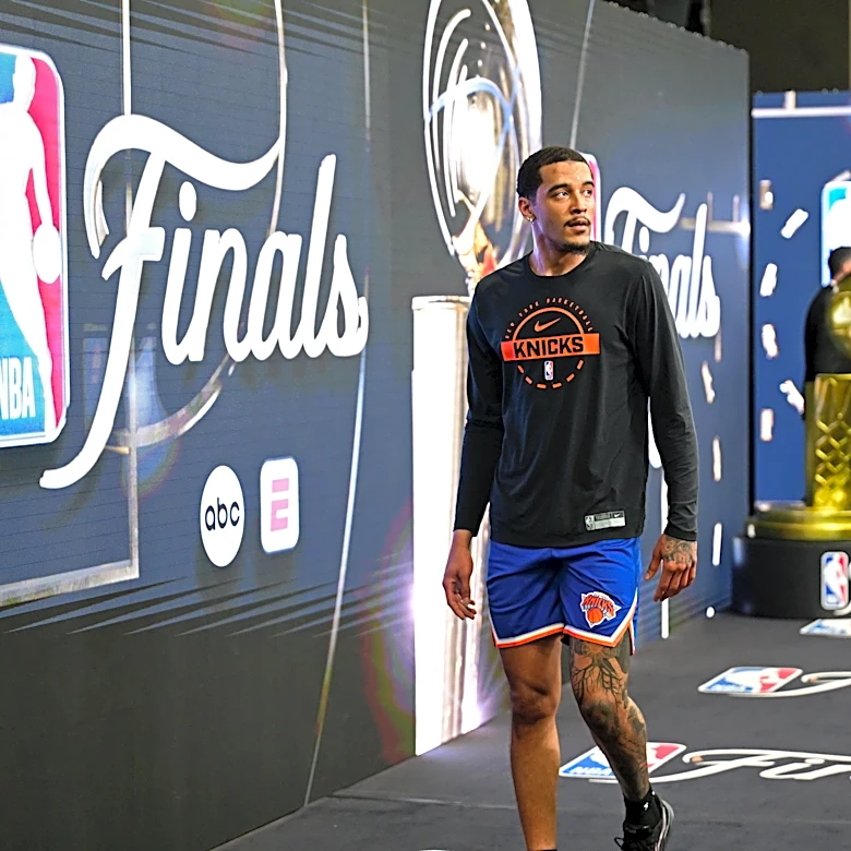 Jeremy Sochan no longer an option after signing one-year deal with Portland