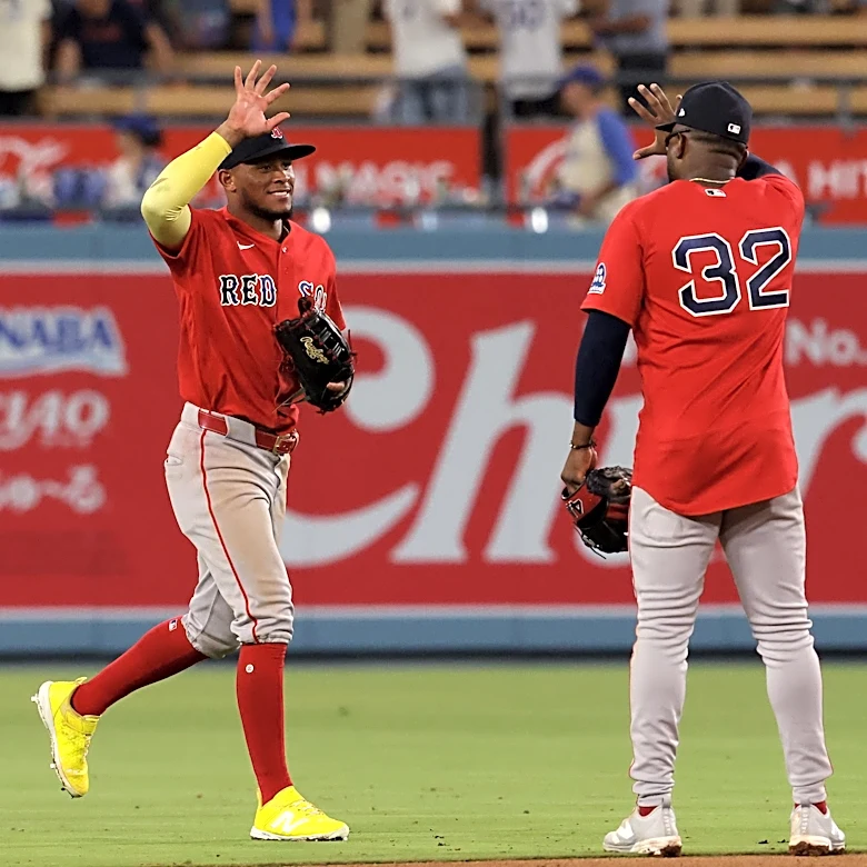 Red Sox, Dodgers Finish Series On Trade Deadline Eve