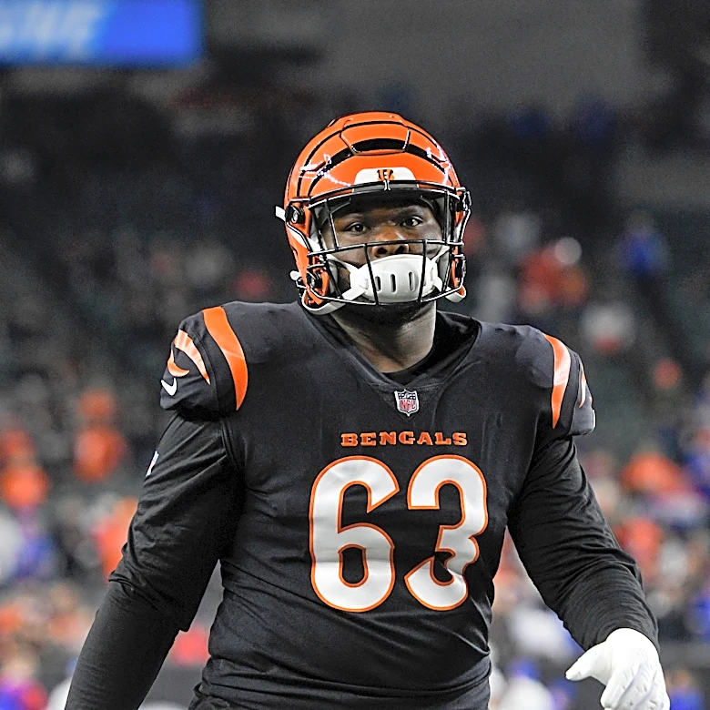 Washington Commanders sign center Trey Hill