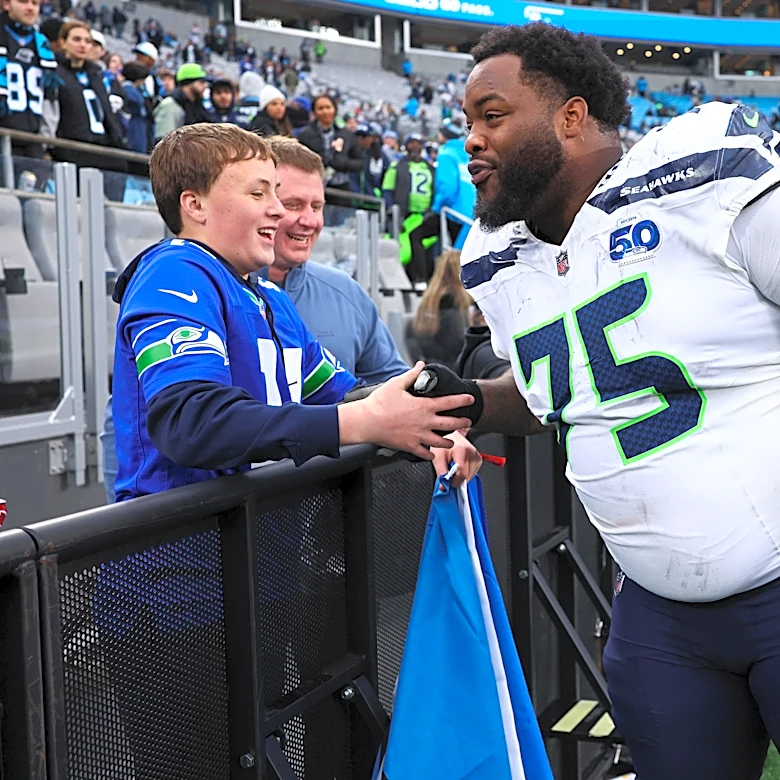 Seahawks News: Anthony Bradford is focused on getting better