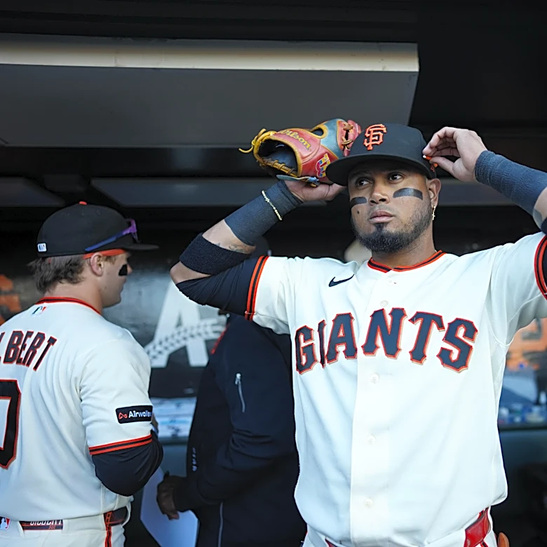 Giants trade Luis Arráez, Caleb Kilian to Phillies for RHP Ramon Marquez
