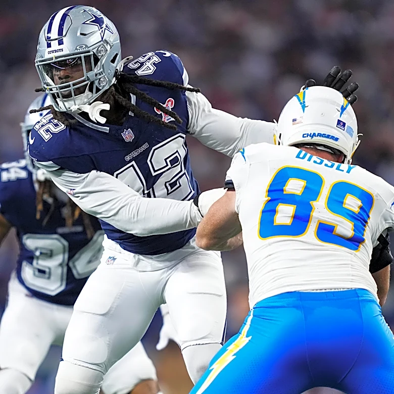 Jadeveon Clowney not coming to Arizona