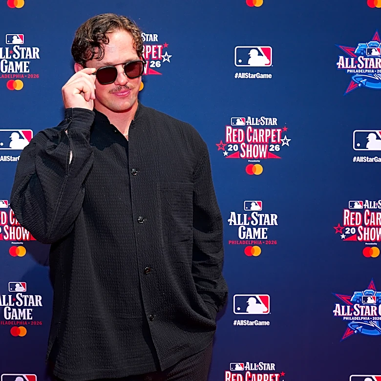 Rutschman to the BoSox, per reports