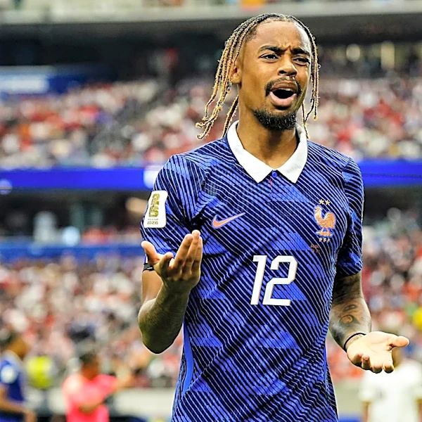 Talks begin over Bradley Barcola for PSG, Liverpool