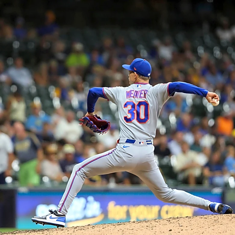 Pirates acquire star reliever Luke Weaver from New York Mets
