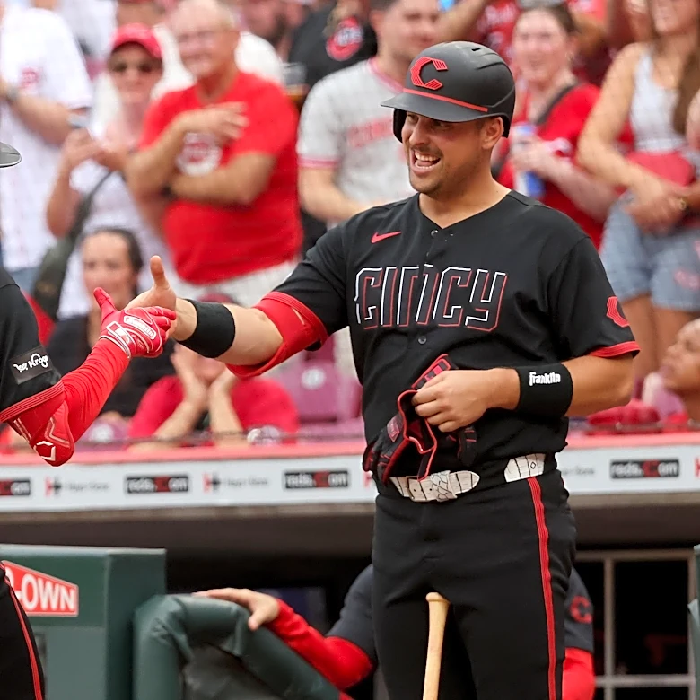 BREAKING NEWS: Guardians Trade for Nathaniel Lowe from the Reds