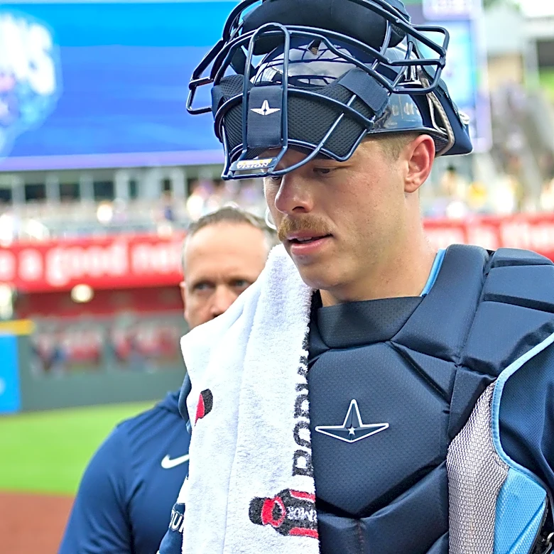 Dodgers re-acquire Hunter Feduccia from Rays