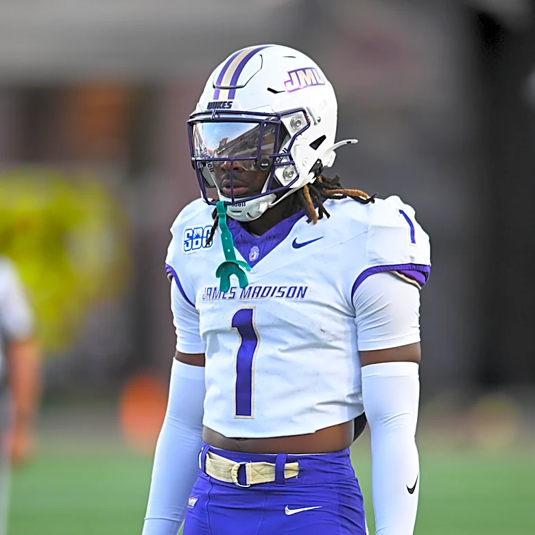 Colts make roster move at CB; Work out three other players