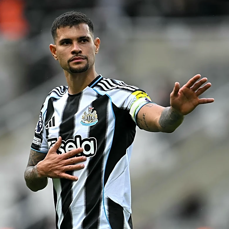 ‘Done Since the Weekend’: Conflicting Reports Emerge Amid Bruno-Arsenal Transfer Saga