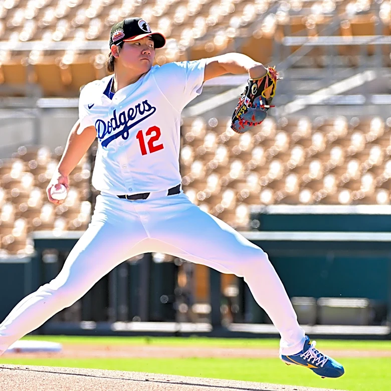 Hyun-Seok Jang wins Midwest League pitcher of week after High-A debut
