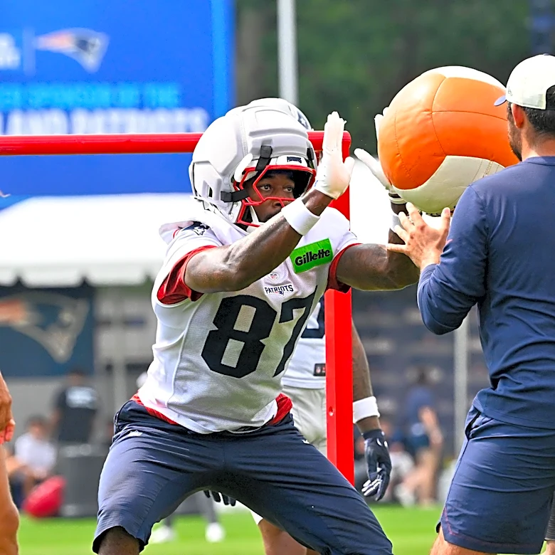 Patriots links 8/04/26: Camp spotlight on WR, LB depth, fixing ‘tells’