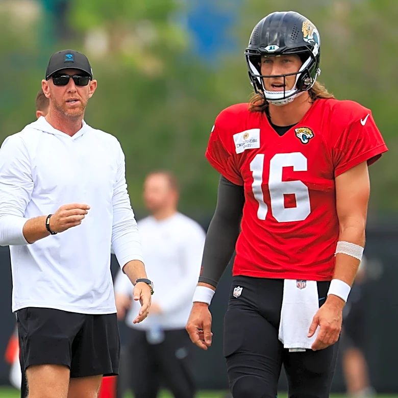 Defense outshines Trevor Lawrence on Day 6 of Jaguars training camp