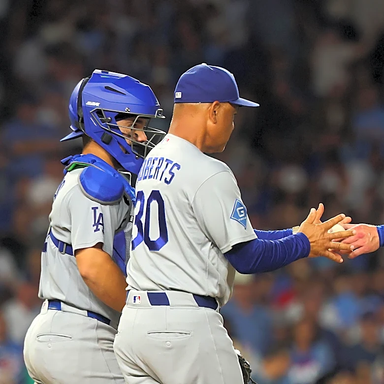 Dodgers try to wake up from Wrigley Field nightmares