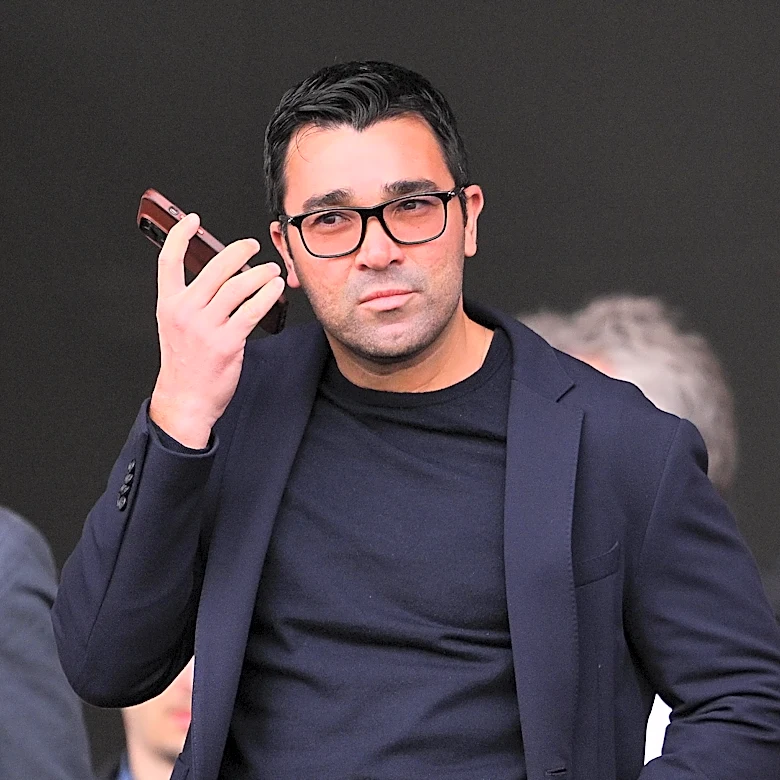 Barcelona sporting director Deco travels to Madrid for crunch talks for Julián Álvarez