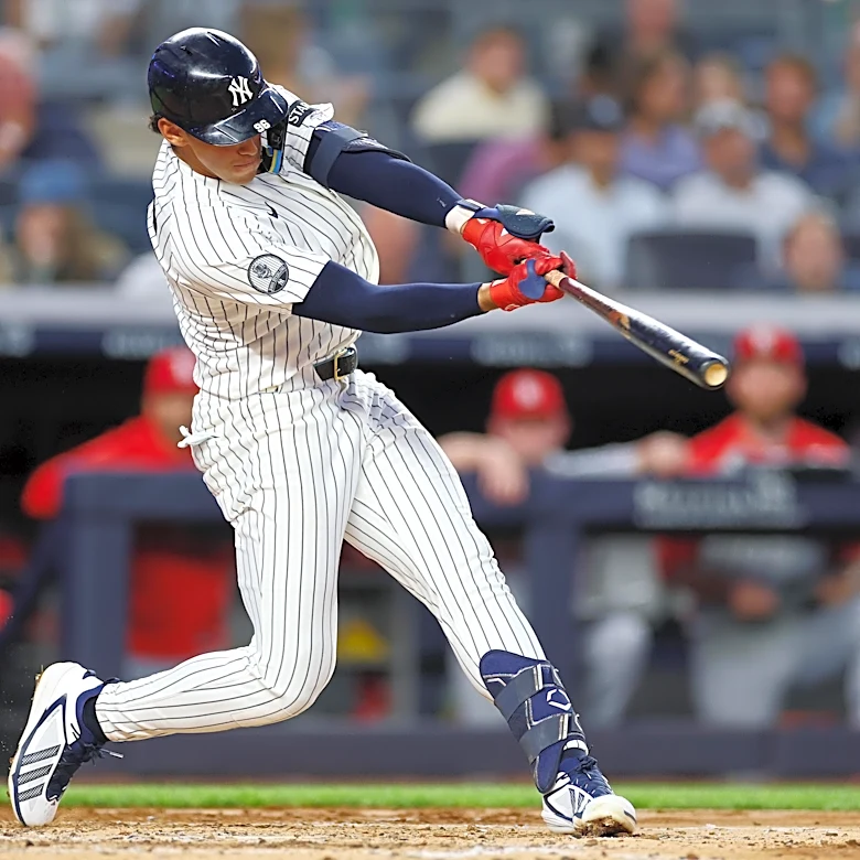Mariners News: Rob Refsnyder, Mitch Garver, and George Lombard, Jr.