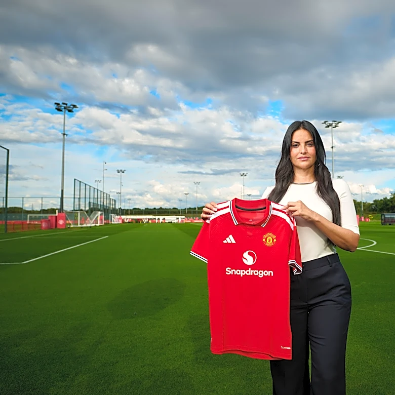 Official: Manchester United name Eva Olid as new women’s coach