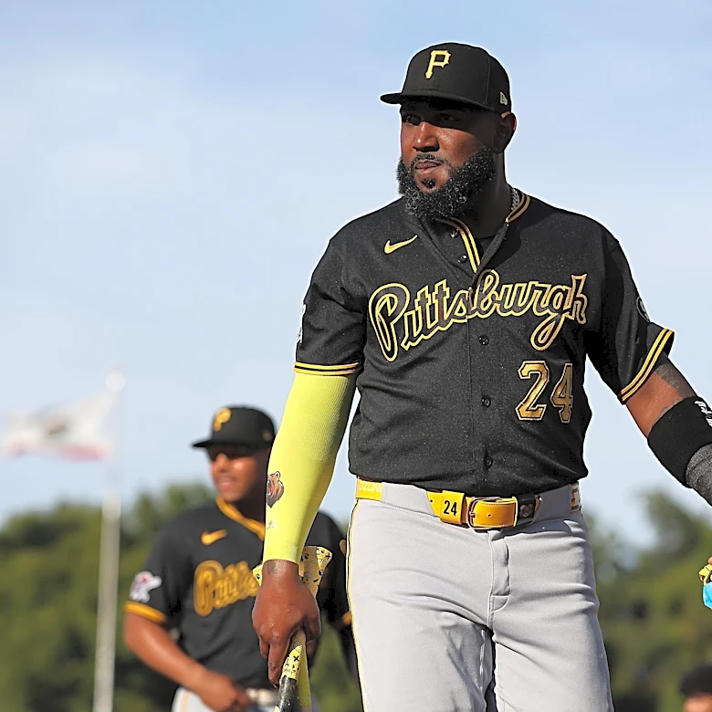 Pirates cut DH Marcell Ozuna